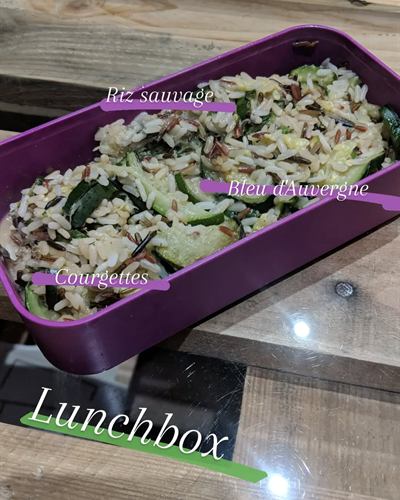 Lunch box riz sauvage, courgettes et bleu d'Auvergne