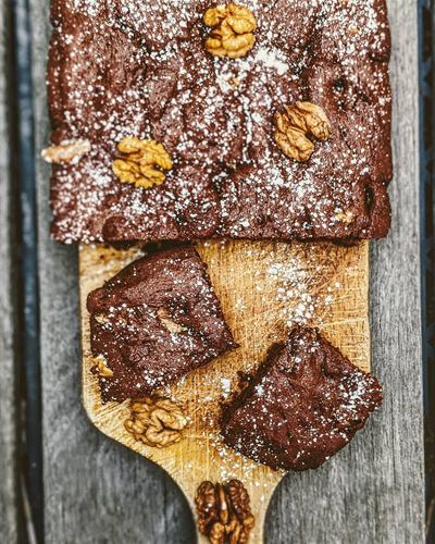 Brownie maison au chocolat noir