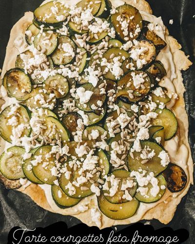 Tarte courgettes, feta et fromage blanc à la moutarde