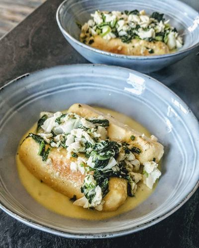 Quenelles aux épinards et églefin à la ciboulette