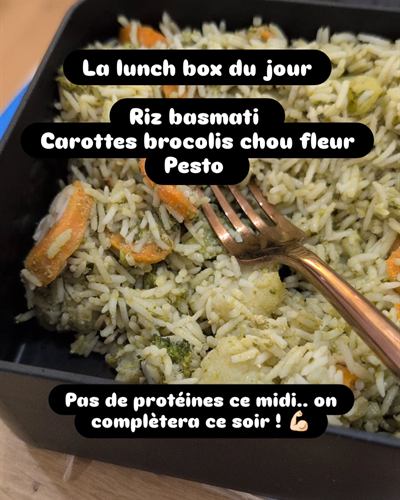 Lunch box riz basmati, légumes et pesto