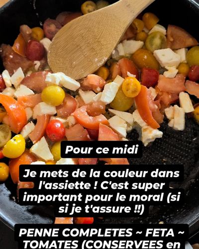 Penne complètes, feta et tomates du jardin