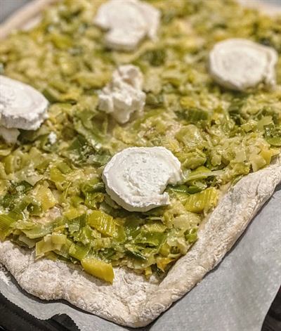 Pizza poireaux et chèvre