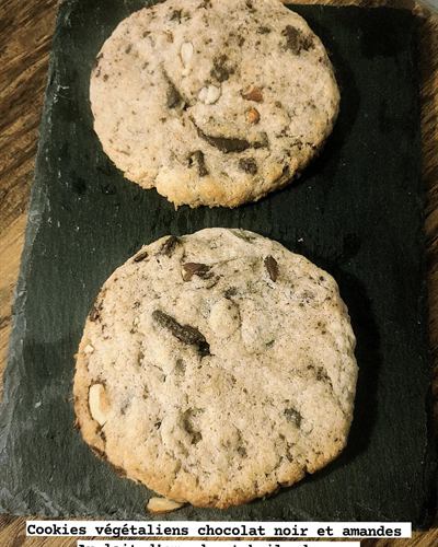 Cookies végétaliens chocolat noir et amandes