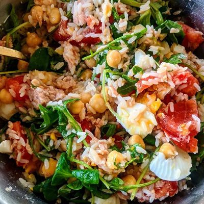 Salade composée thon, riz et pois chiches