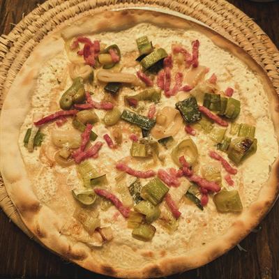 Flammekueche revisitée poireaux et lardons