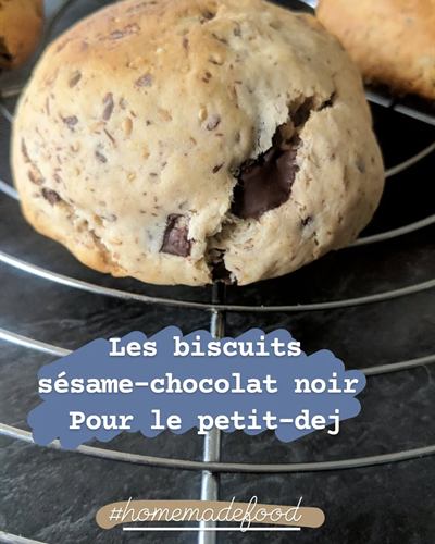 Biscuits sésame et chocolat noir