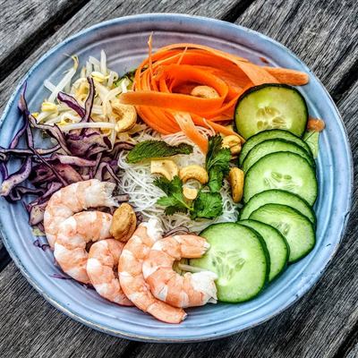 Une assiette frâicheur : un pokebowl tout en couleurs !