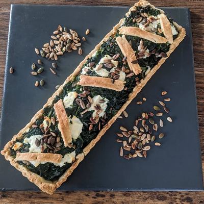 Tarte épinards, ricotta, pignons et graines de courge
