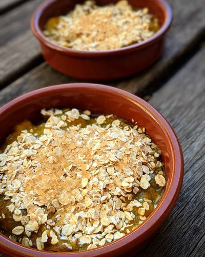 Crumble healthy aux prunes Reine-Claude