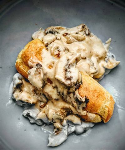 Quenelles de brochet crème légère aux champignons