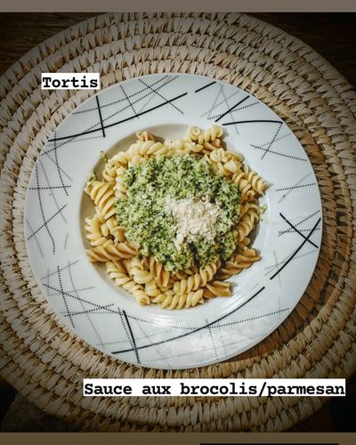 Tortis à la sauce brocoli-parmesan