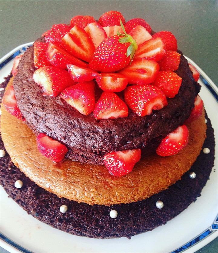 Gâteau chocolat-citron et fraises
