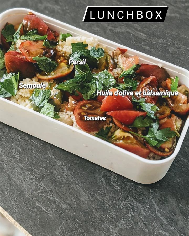 Lunch box semoule, tomates et persil au balsamique