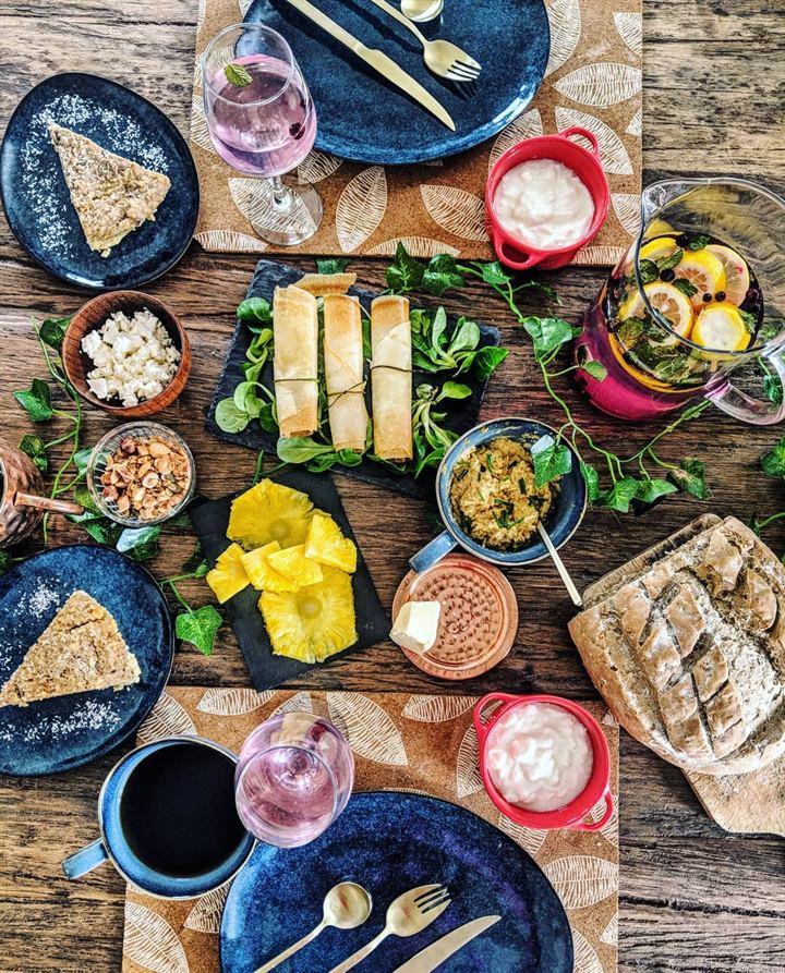Brunch maison coloré, sans œufs
