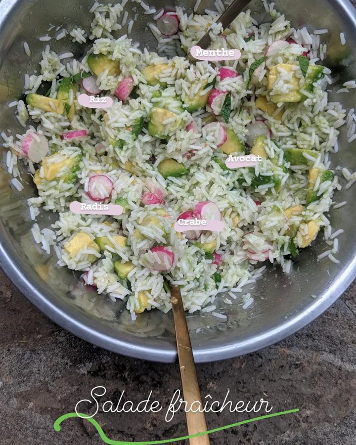 Salade fraîcheur radis, avocat, riz, menthe et crabe