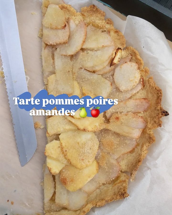 Tarte pommes, poires et amandes