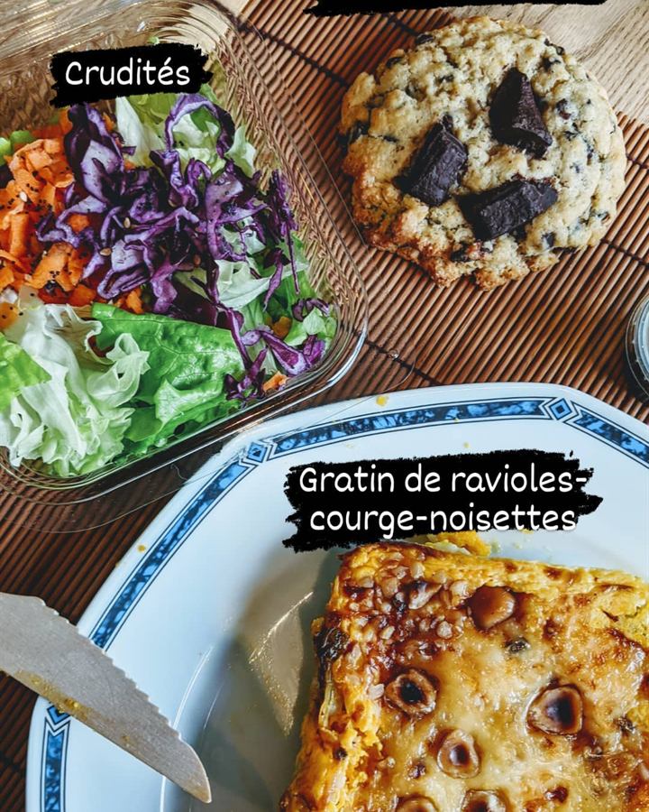 Gratin de ravioles à la courge et aux noisettes