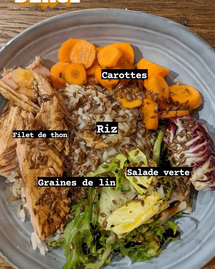 Salade de riz, carottes, thon et graines de lin