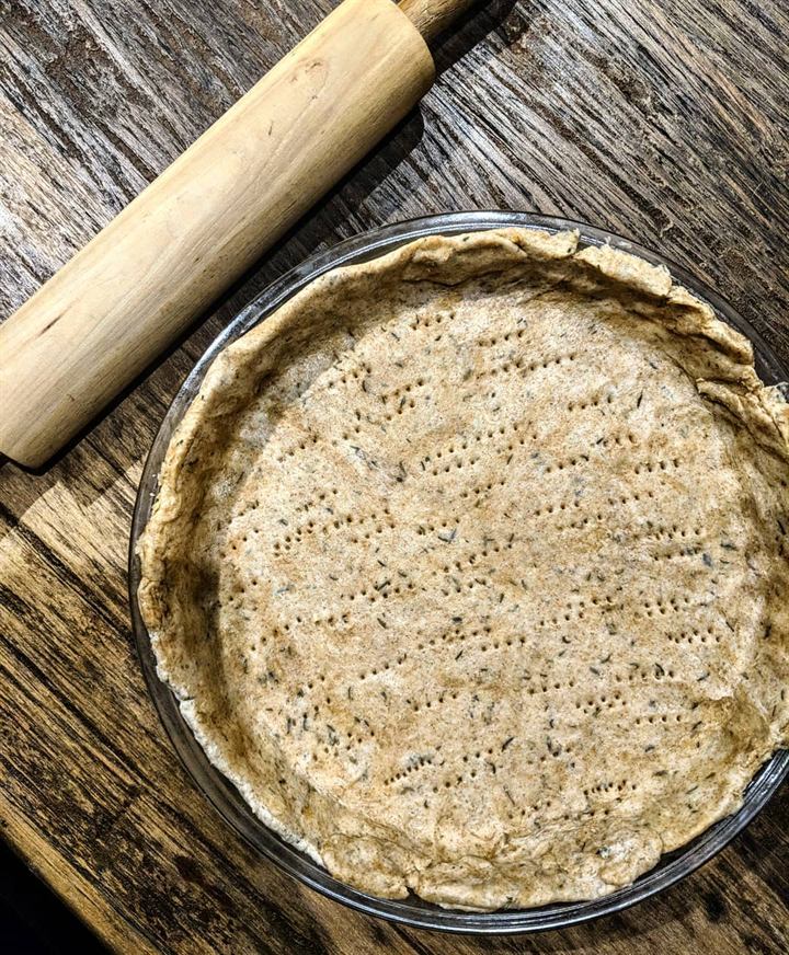 Quiche truite, épinards et pâte brisée à l'huile d'olive et au thym