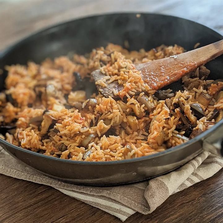 Poêlée de riz basmati, aubergines et olives noires