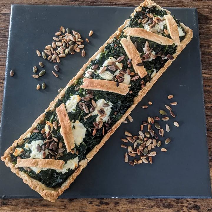 Tarte épinards, ricotta, pignons et graines de courge