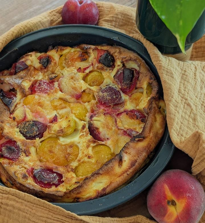 Clafoutis aux mirabelles et prunes du jardin