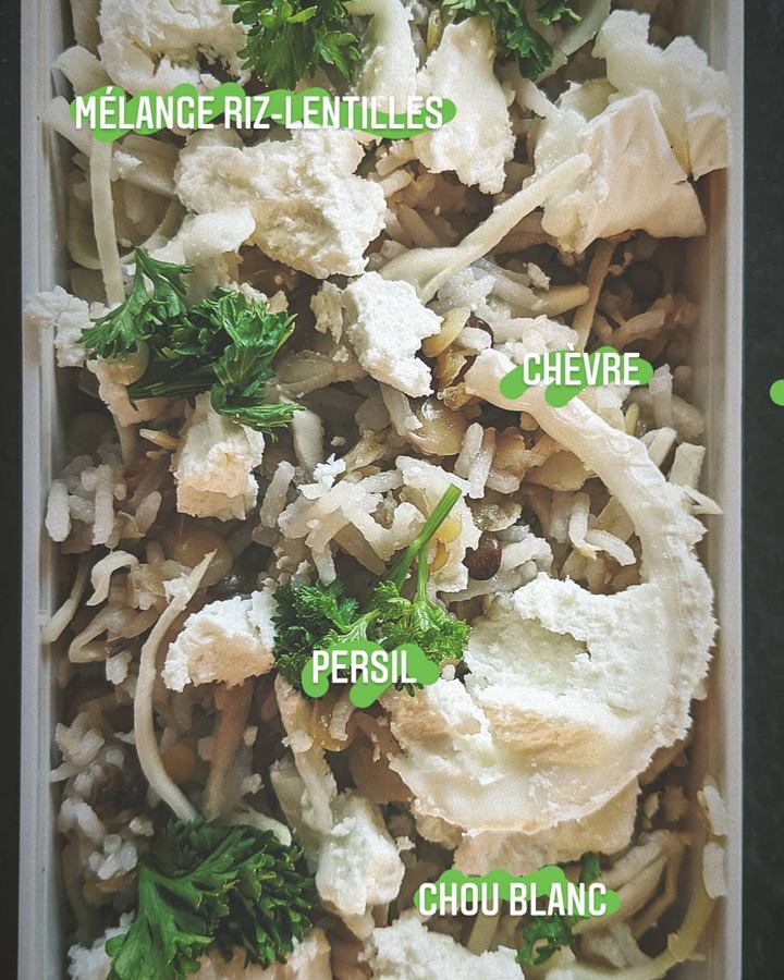Riz et lentilles, chou blanc, persil et chèvre