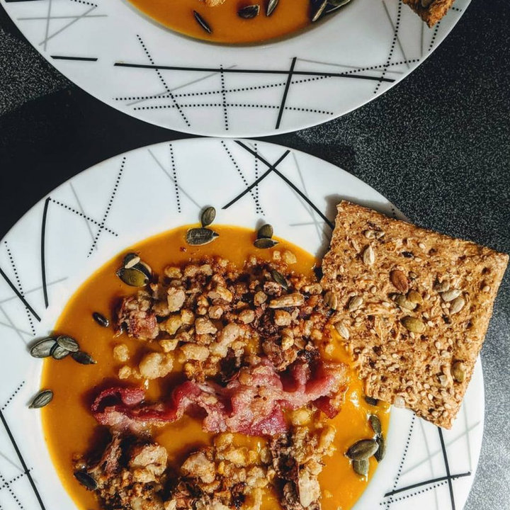 Velouté de potimarron aux châtaignes et graines de courge